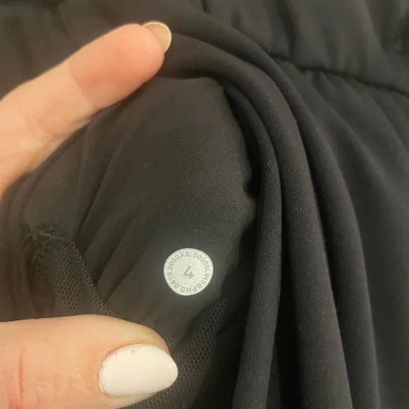 Lululemon On The Fly Pant *Woven Black size 4 - Picture 5 of 6